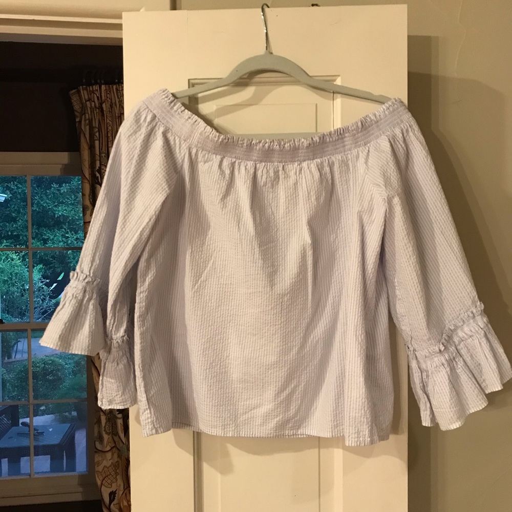Banana Republic off shoulder seersucker top